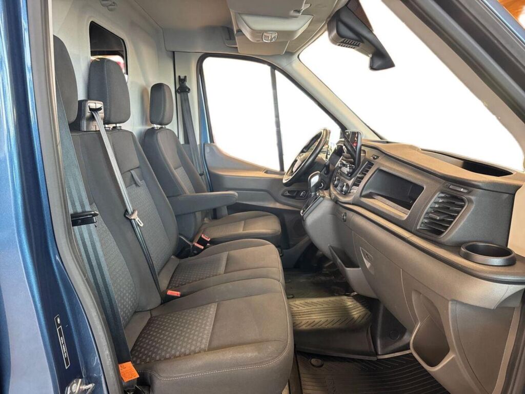 Ford Transit 2020 Chrome Blue