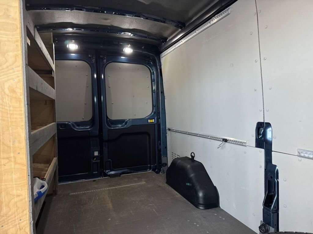 Ford Transit 2020 Chrome Blue