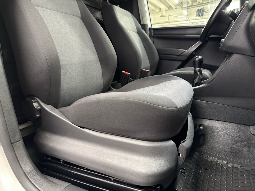 Volkswagen Caddy Maxi 2020 Valkoinen