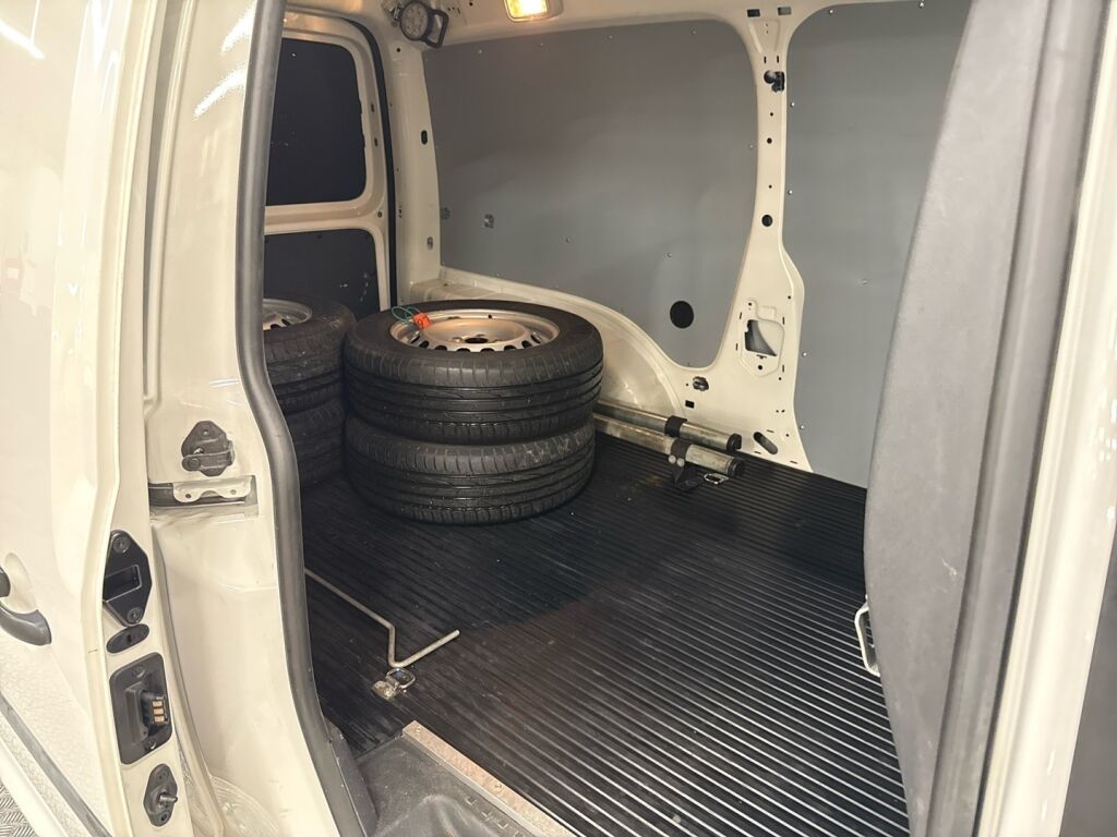 Volkswagen Caddy Maxi 2020 Valkoinen