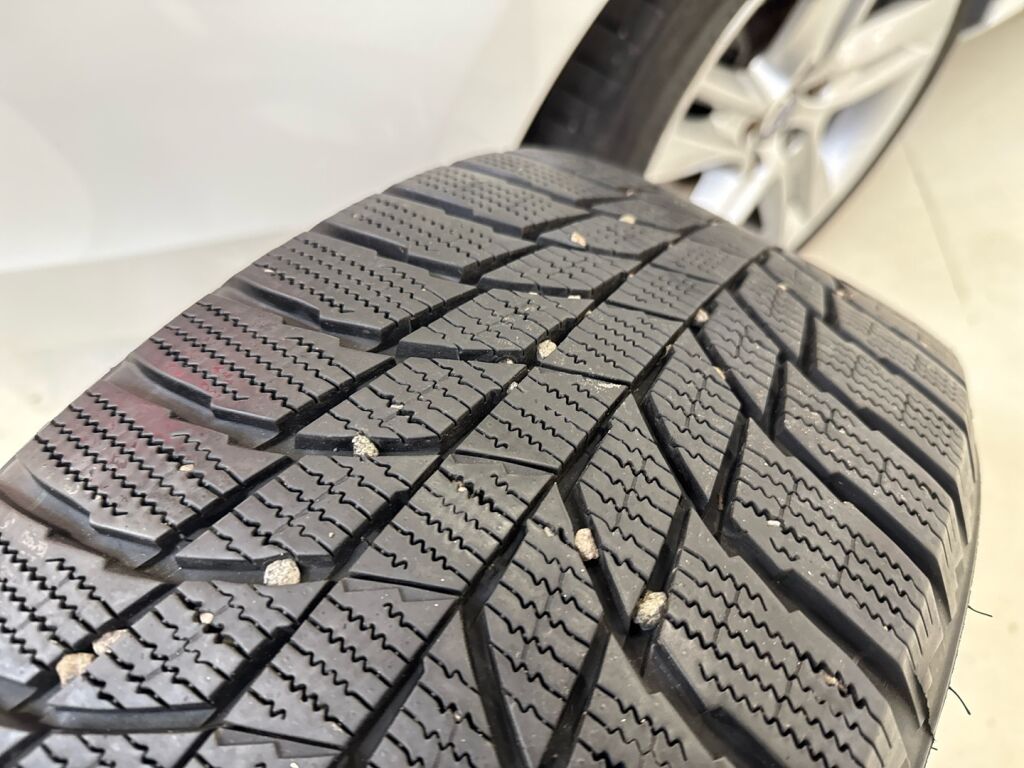 Volvo V60 2017 Valkoinen