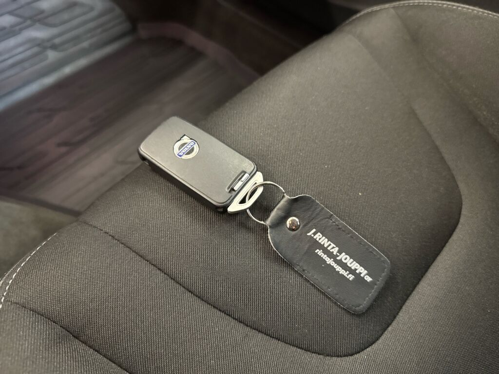 Volvo V60 2017 Valkoinen