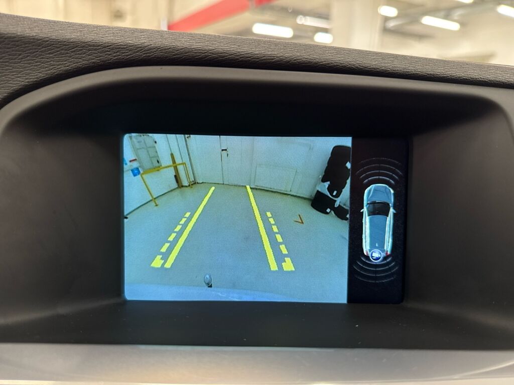 Volvo V60 2017 Valkoinen