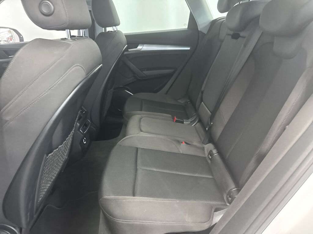 Audi Q5 2021 Valkoinen