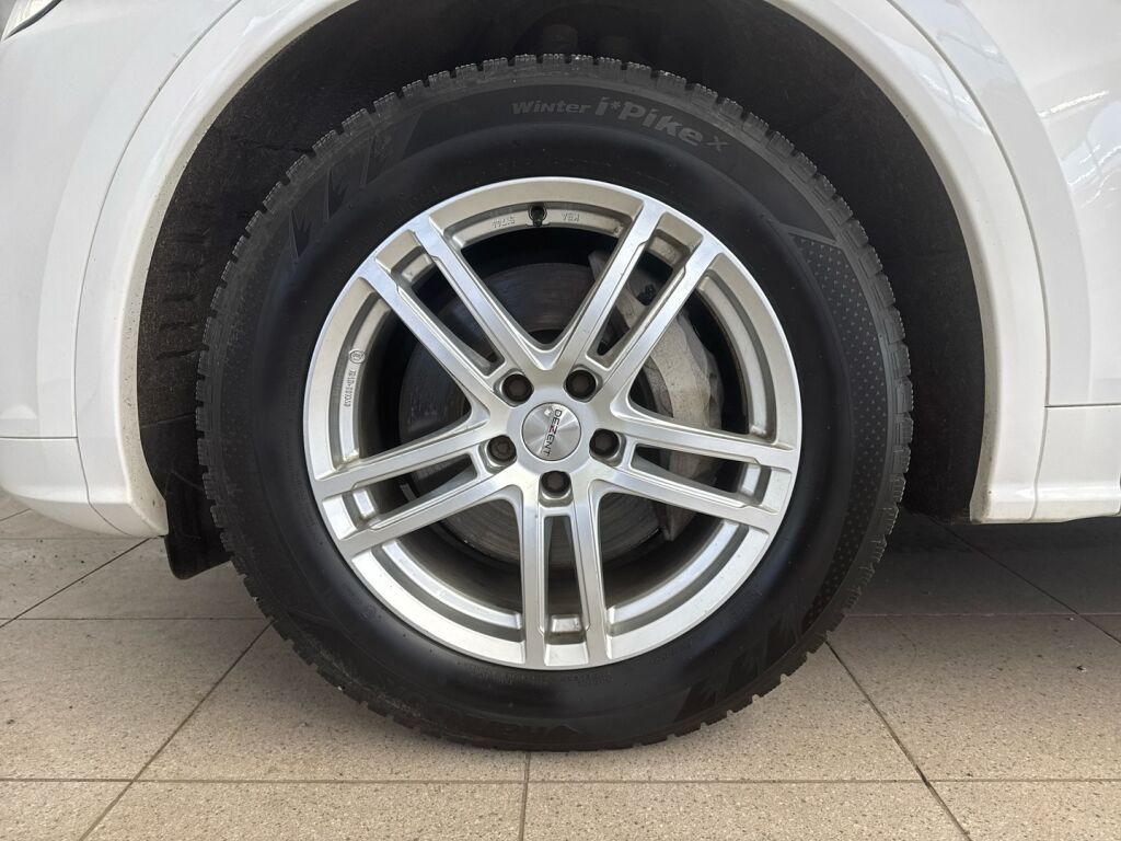 Audi Q5 2021 Valkoinen