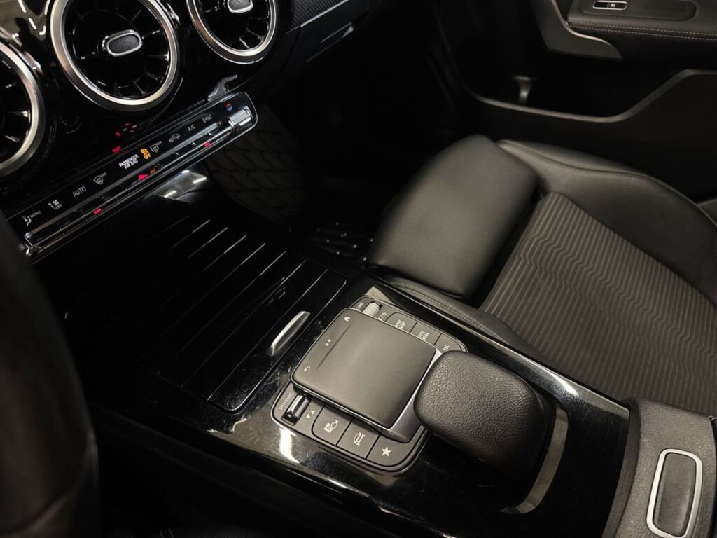 Mercedes-Benz CLA 2020 Valkoinen