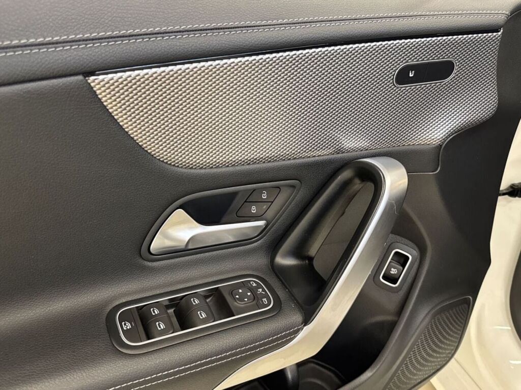Mercedes-Benz CLA 2020 Valkoinen