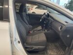 Toyota Auris 2015 Valkoinen