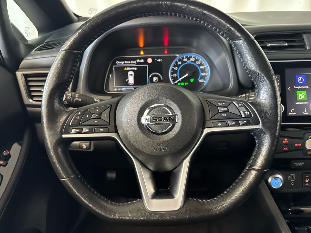 Nissan Leaf 2020 Musta