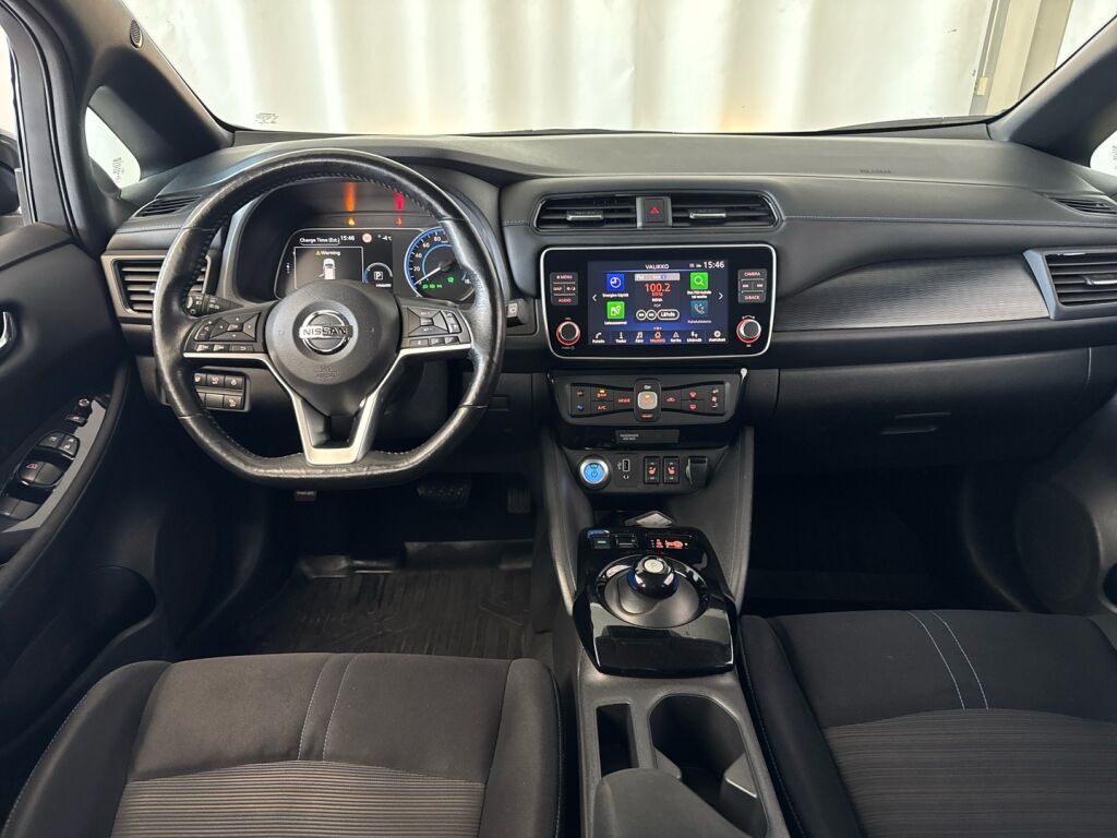 Nissan Leaf 2020 Musta