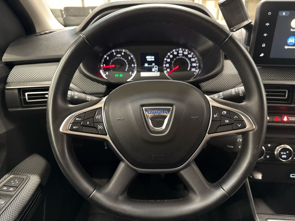 Dacia Jogger 2022 Oranssi