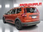 Dacia Jogger 2022 Oranssi