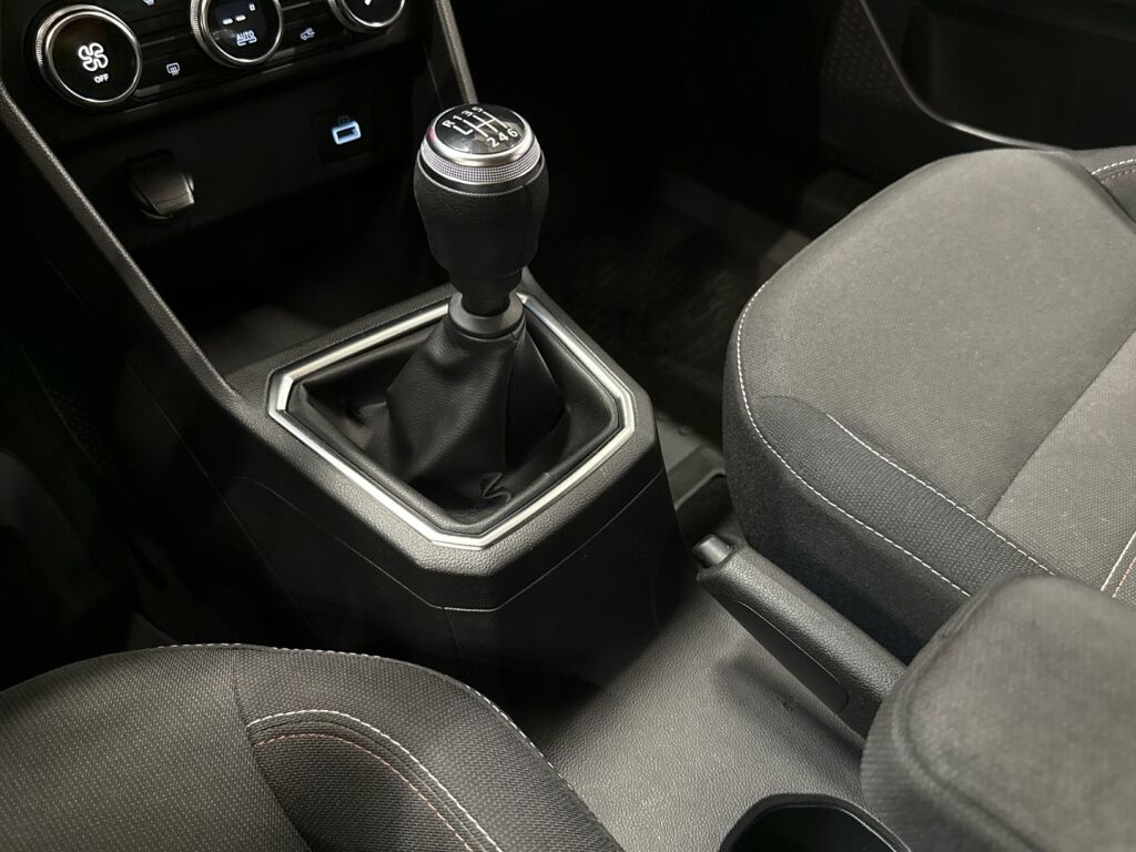 Dacia Jogger 2022 Oranssi