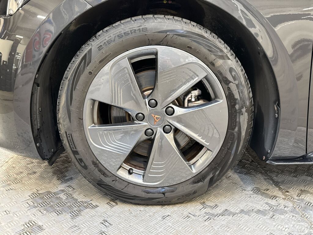 Cupra Born 2022 Harmaa