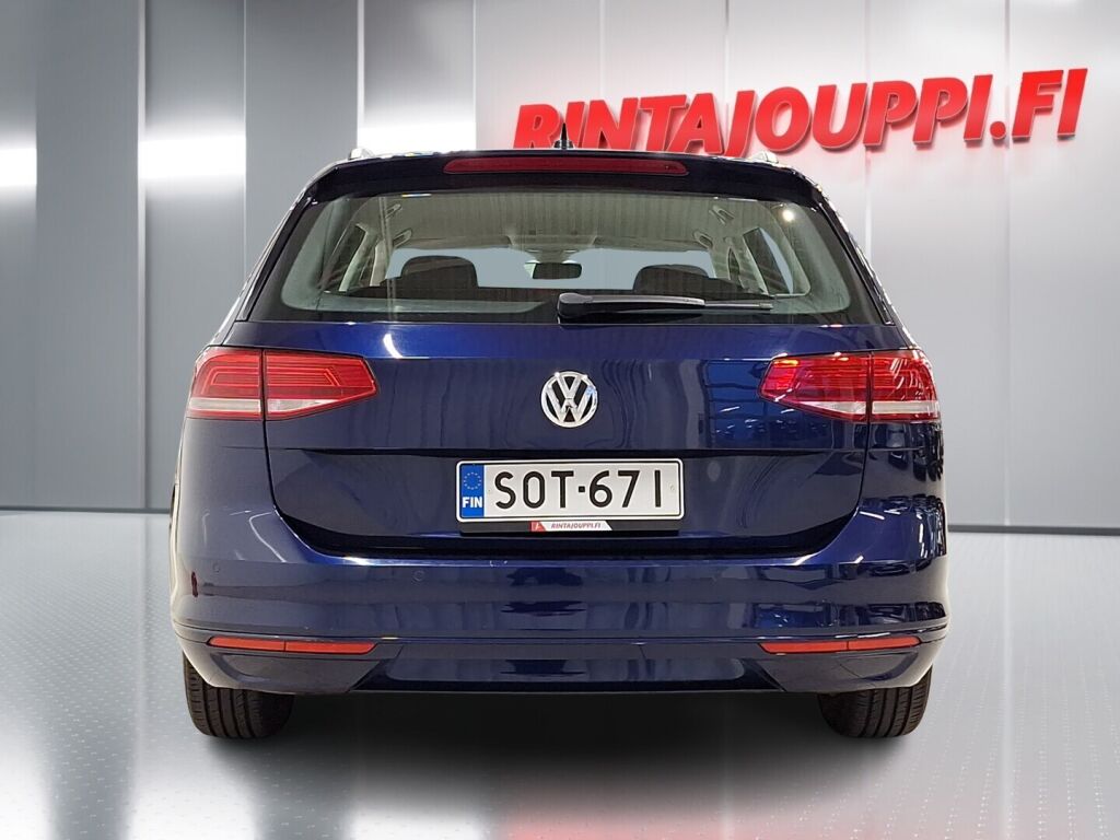 Volkswagen Passat 2019 Sininen