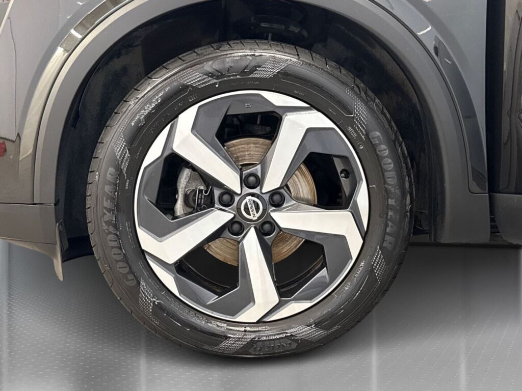 Nissan Qashqai 2022 Musta