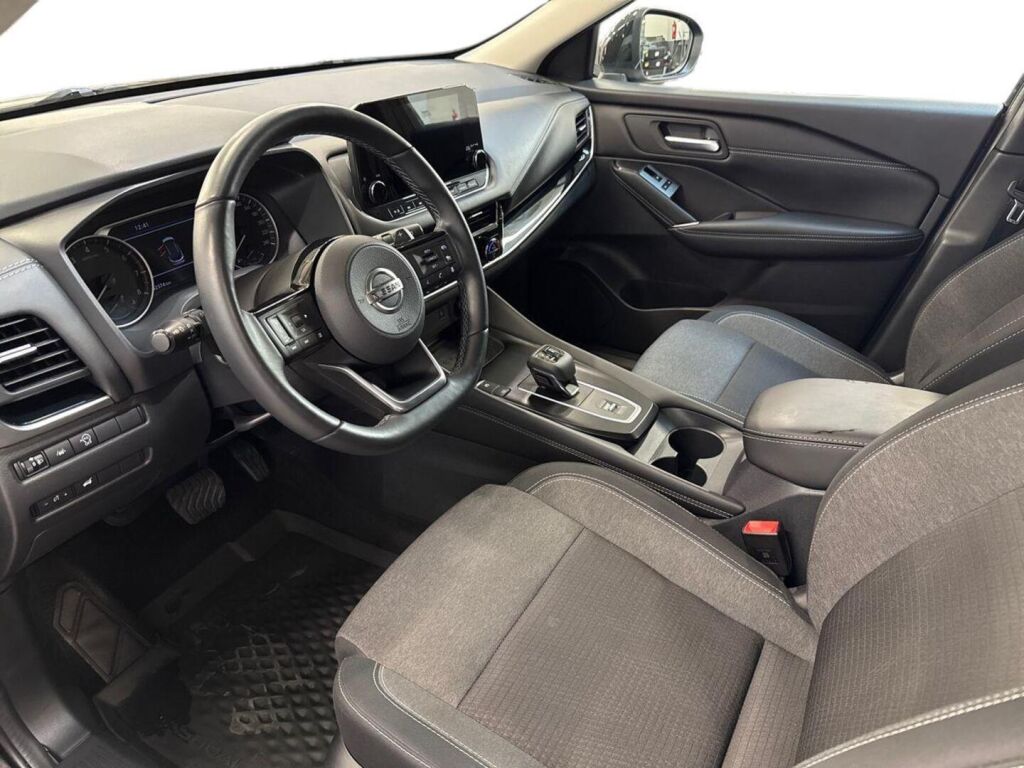 Nissan Qashqai 2022 Musta