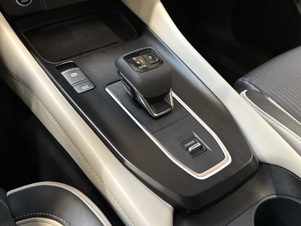 Nissan Qashqai 2022 Musta