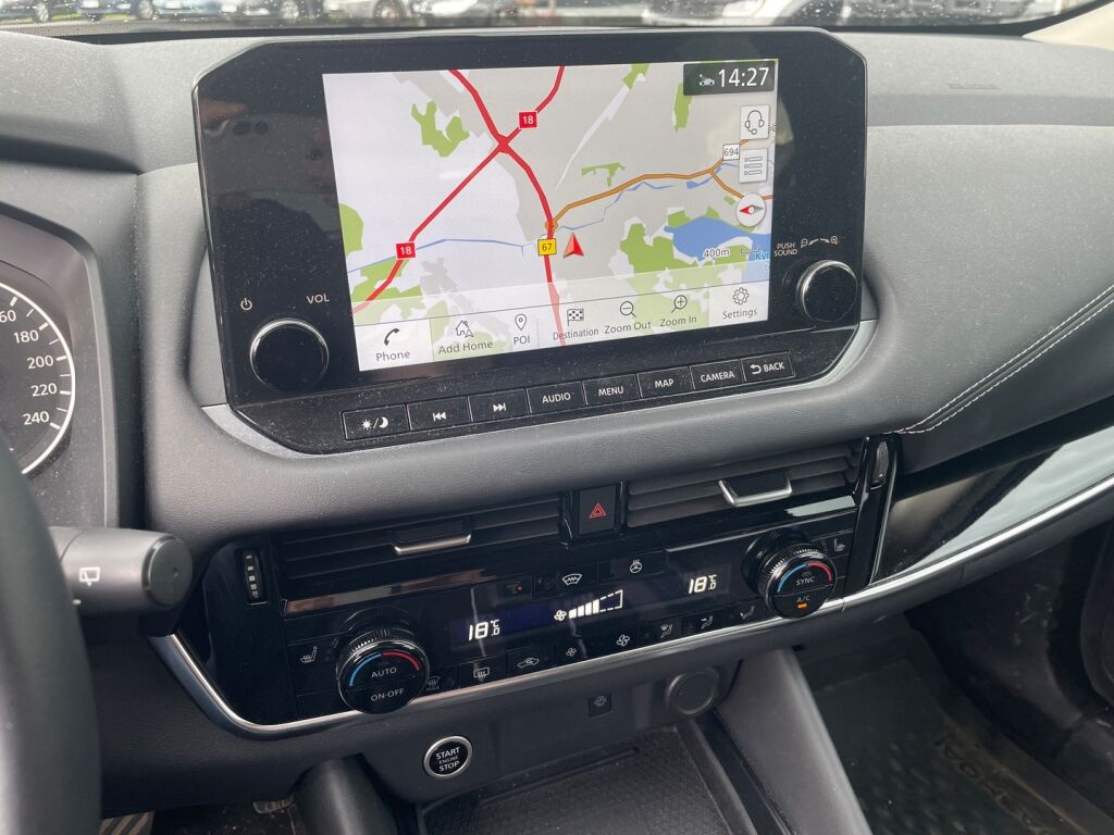 Nissan Qashqai 2022 Musta