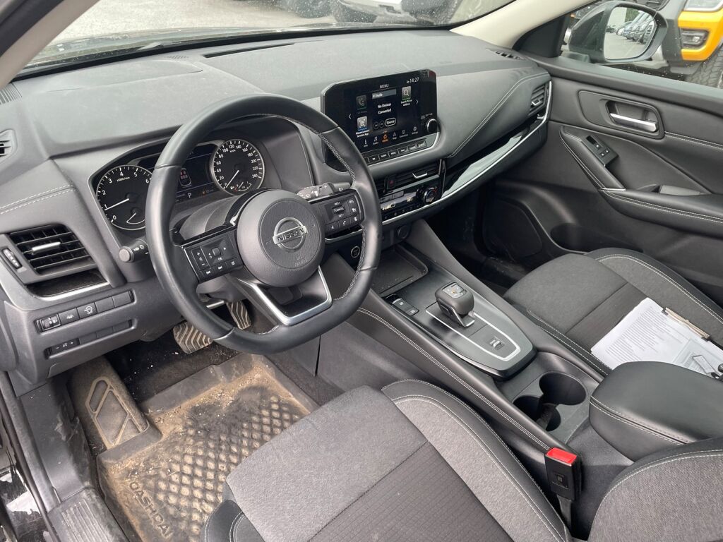 Nissan Qashqai 2022 Musta