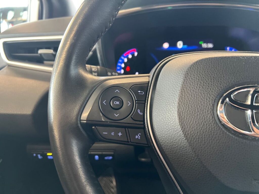 Toyota Corolla 2022 Valkoinen