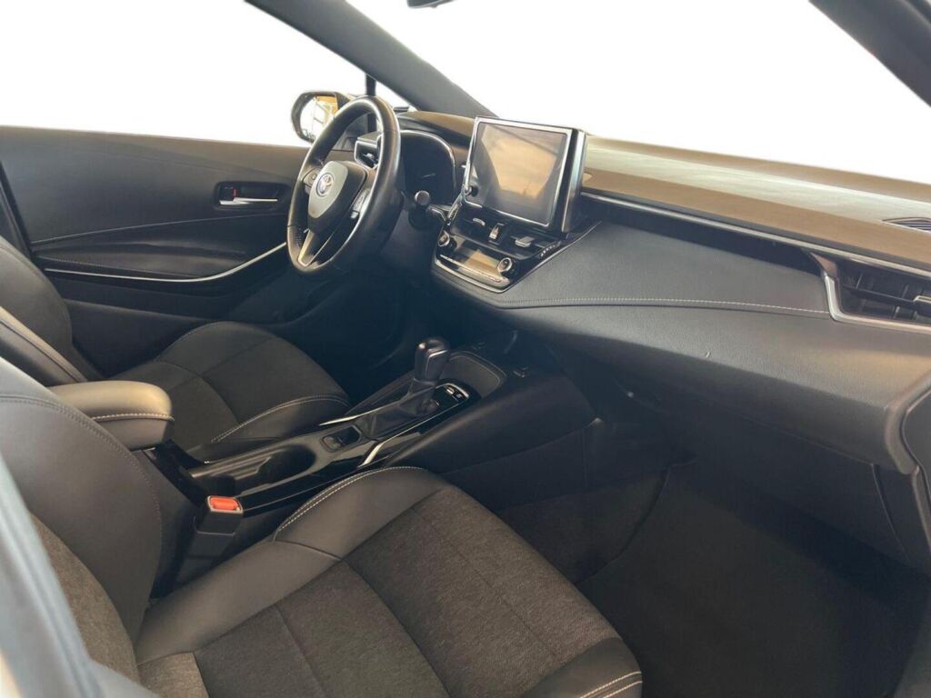 Toyota Corolla 2022 Valkoinen