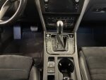 Volkswagen Passat 2021 Punainen