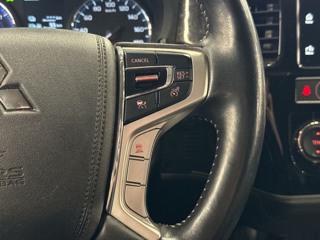 Mitsubishi Outlander PHEV 2019 Harmaa