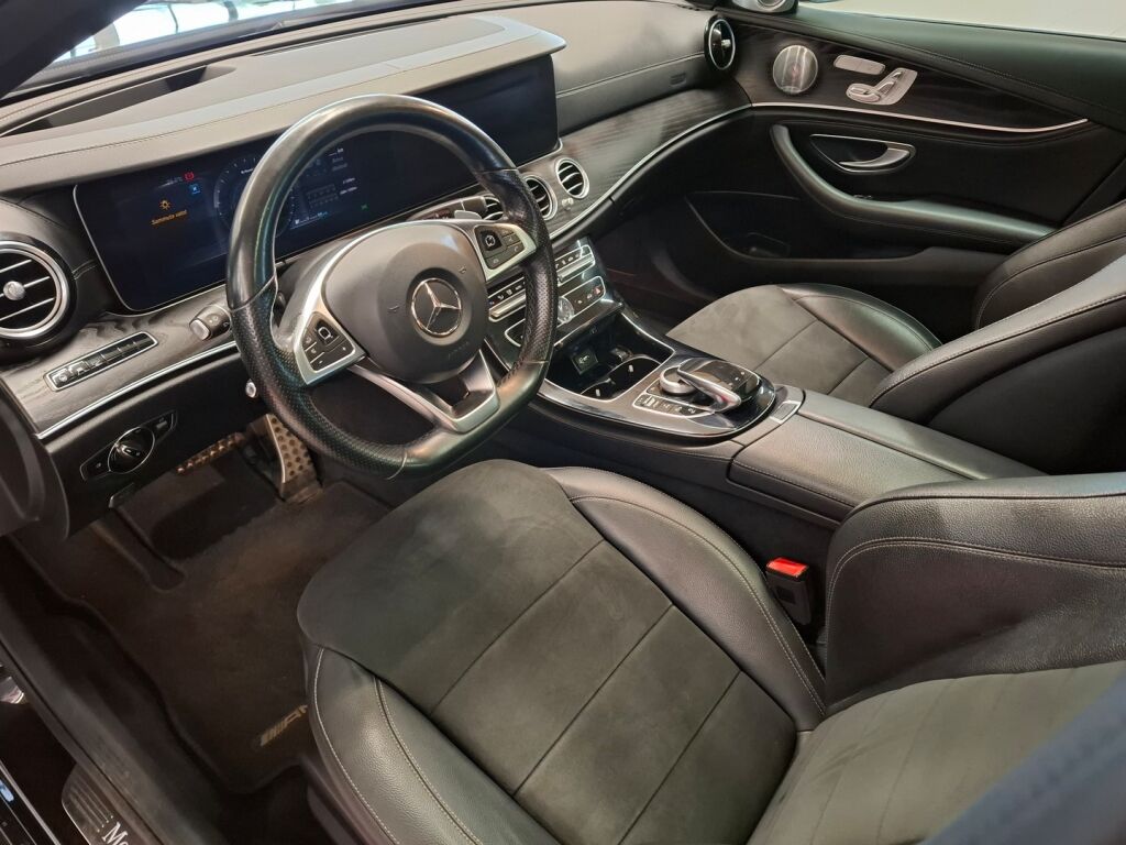Mercedes-Benz E 2017 Musta