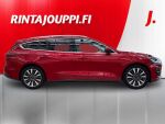 Ford Focus 2022 Punainen