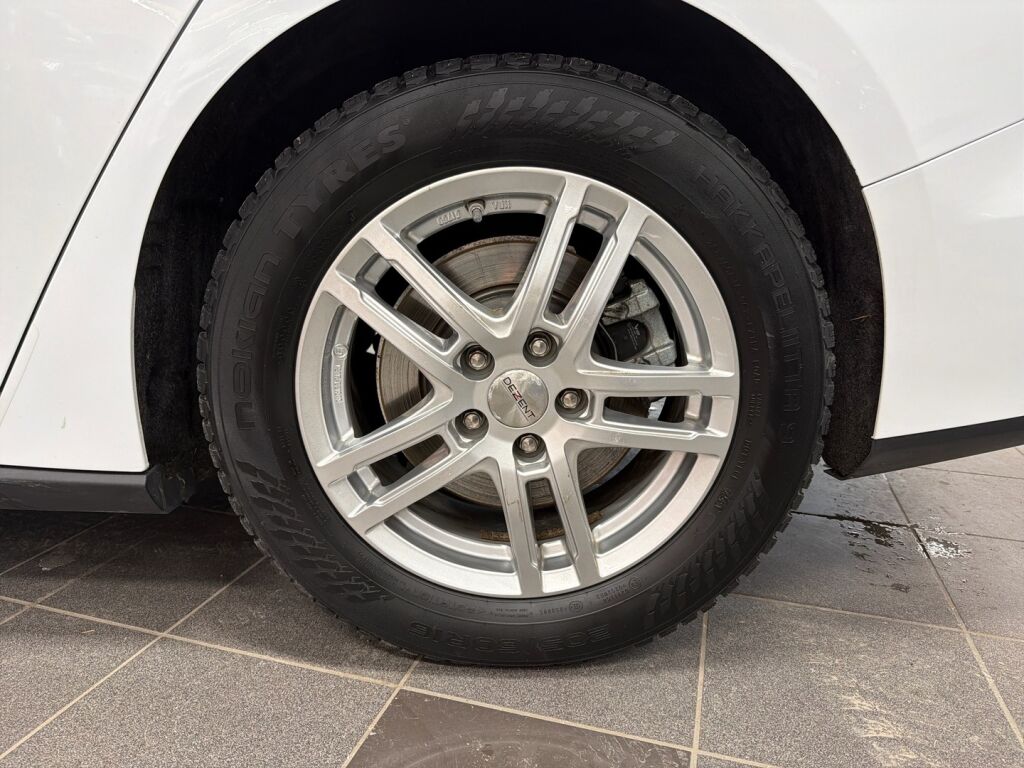 Ford Focus 2022 Valkoinen