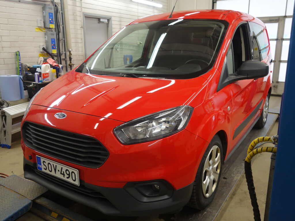 Ford Transit Courier 2022 Punainen