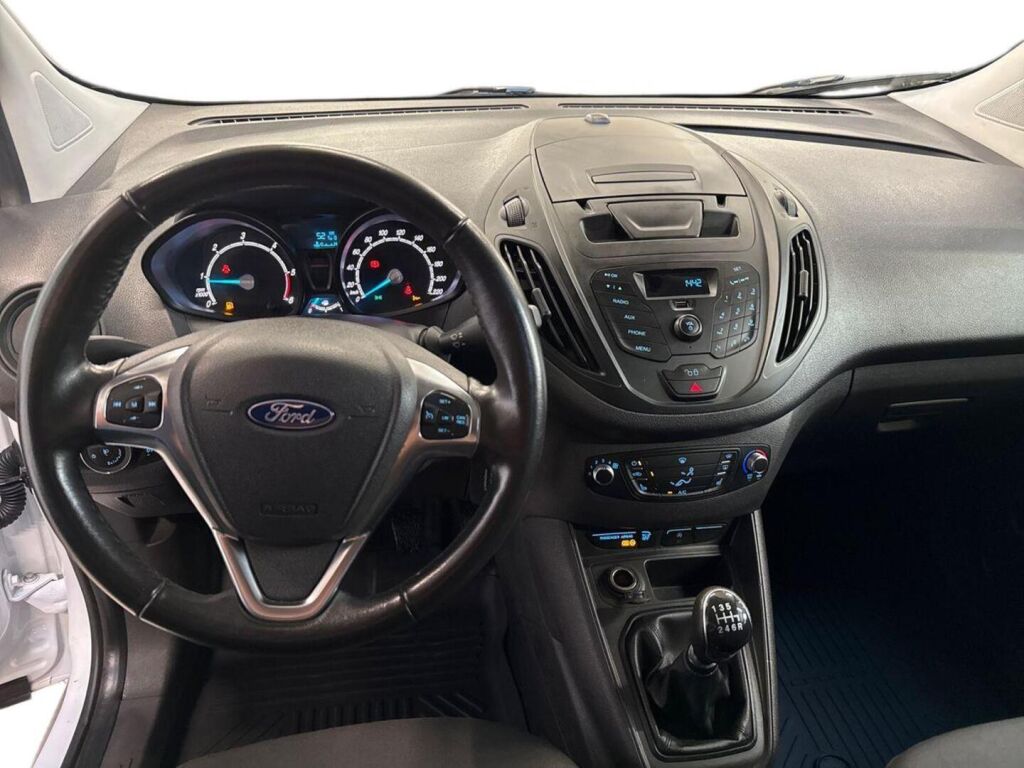 Ford Transit Courier 2022 Valkoinen