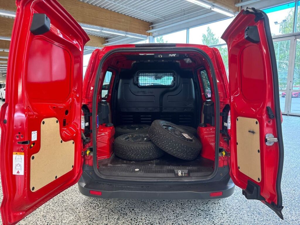 Ford Transit Courier 2022 Punainen