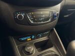 Ford Transit Courier 2022 Punainen