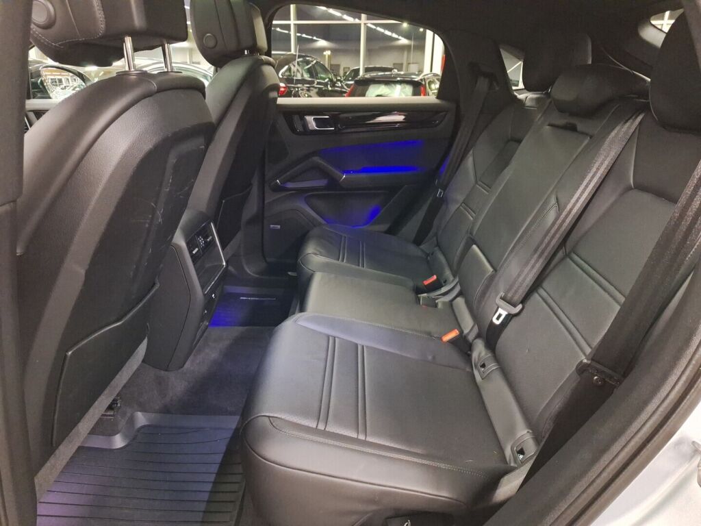 Porsche Cayenne 2022 Hopea