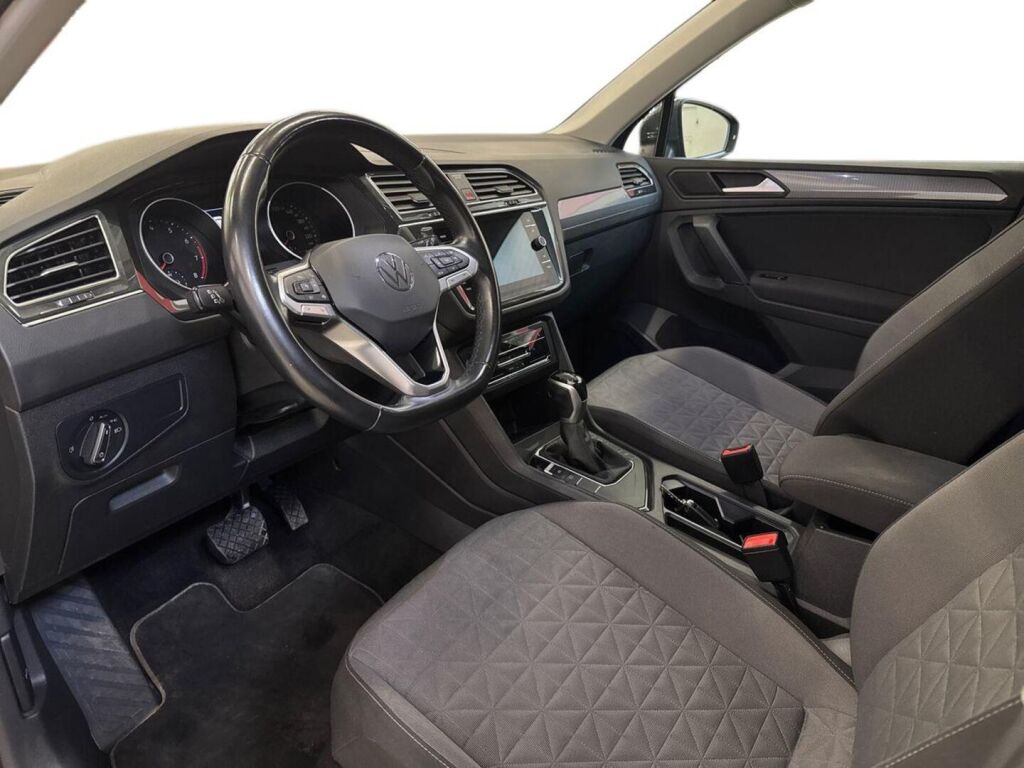 Volkswagen Tiguan 2022 Harmaa