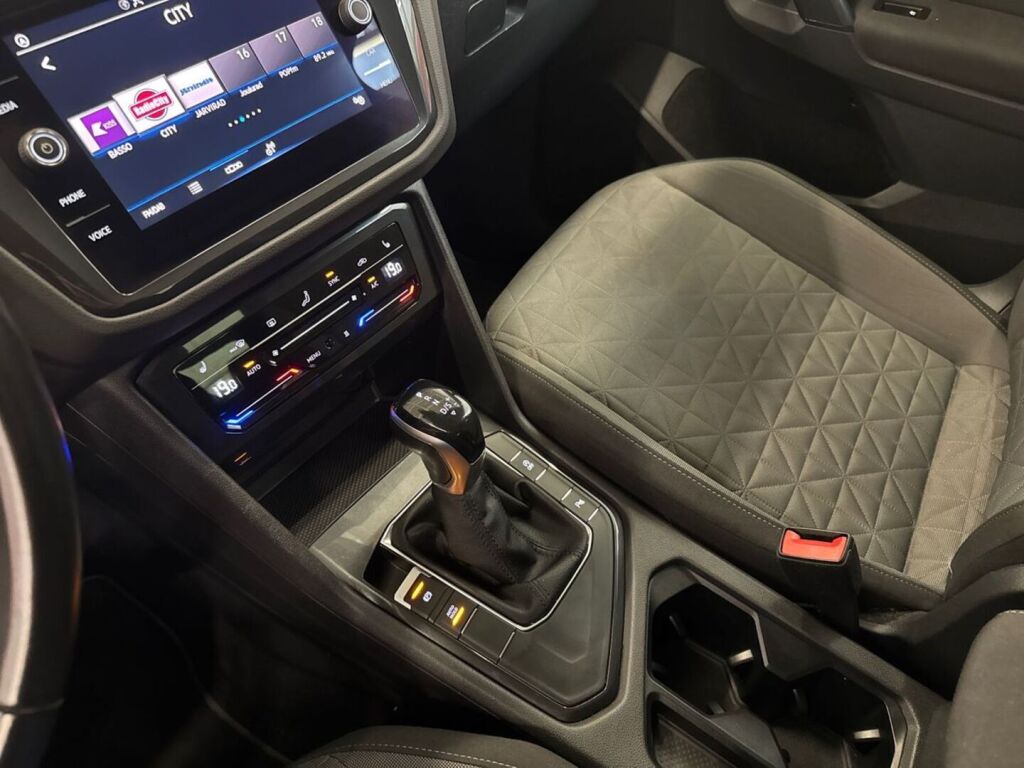Volkswagen Tiguan 2022 Harmaa