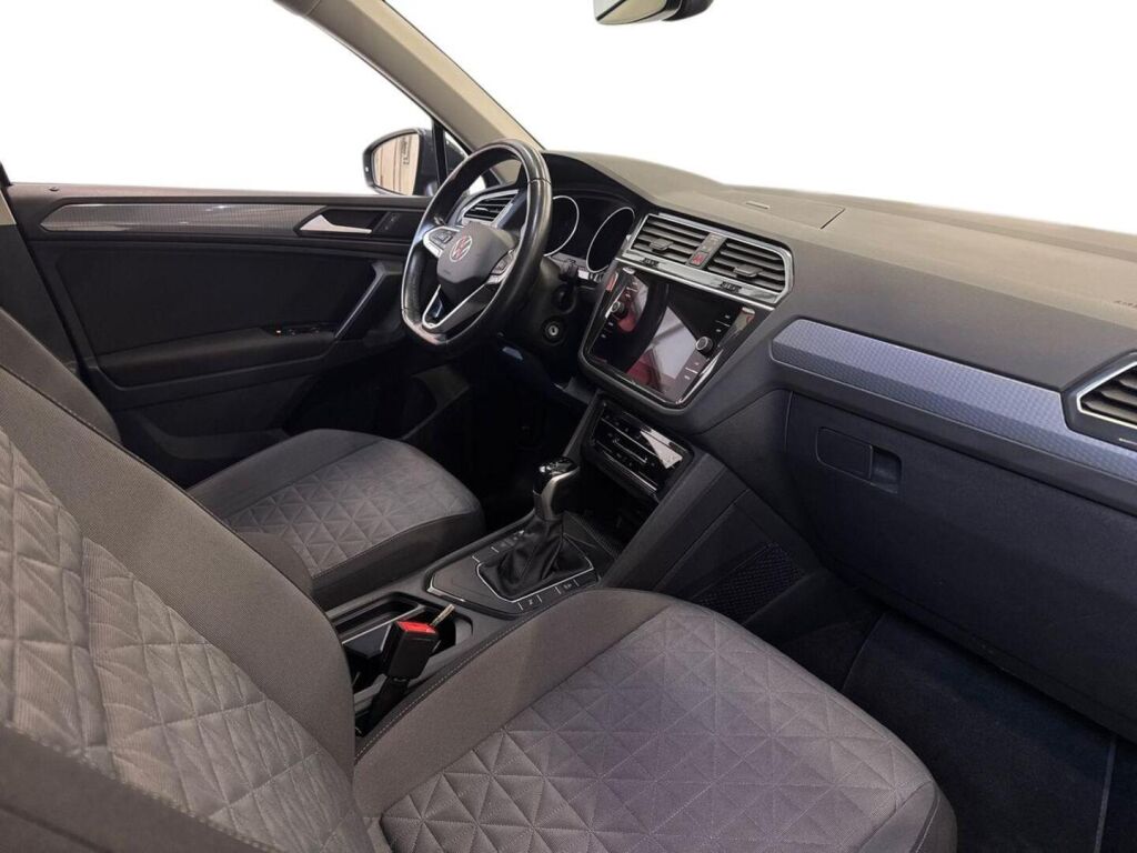 Volkswagen Tiguan 2022 Harmaa