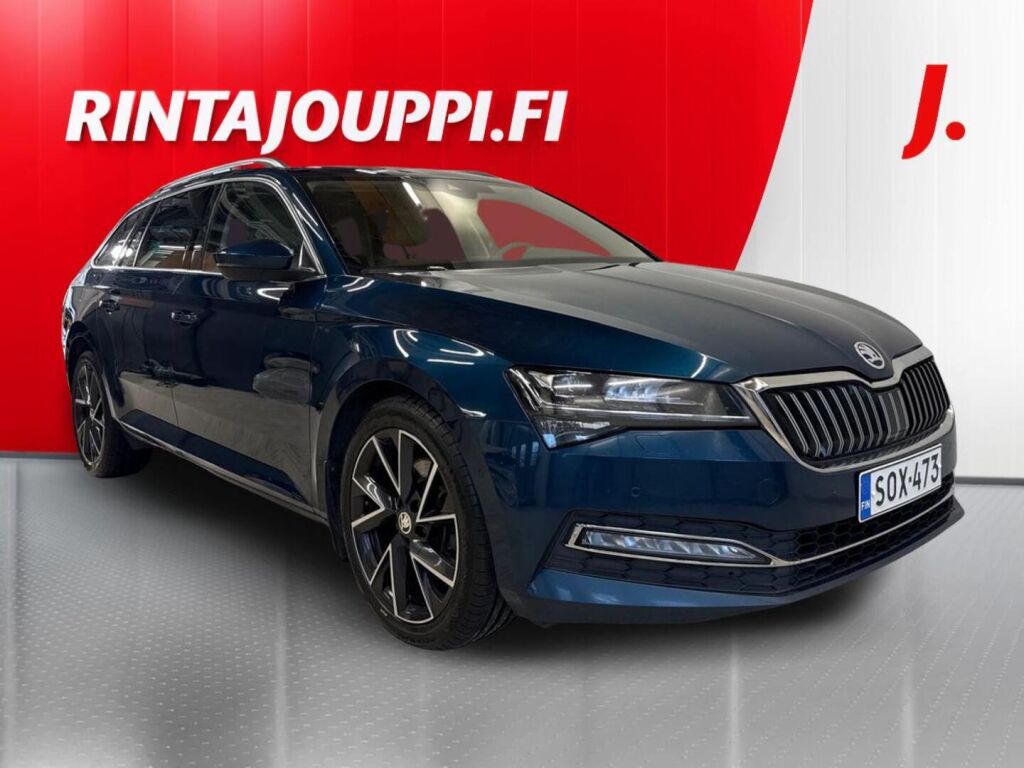 Skoda Superb 2022 Sininen