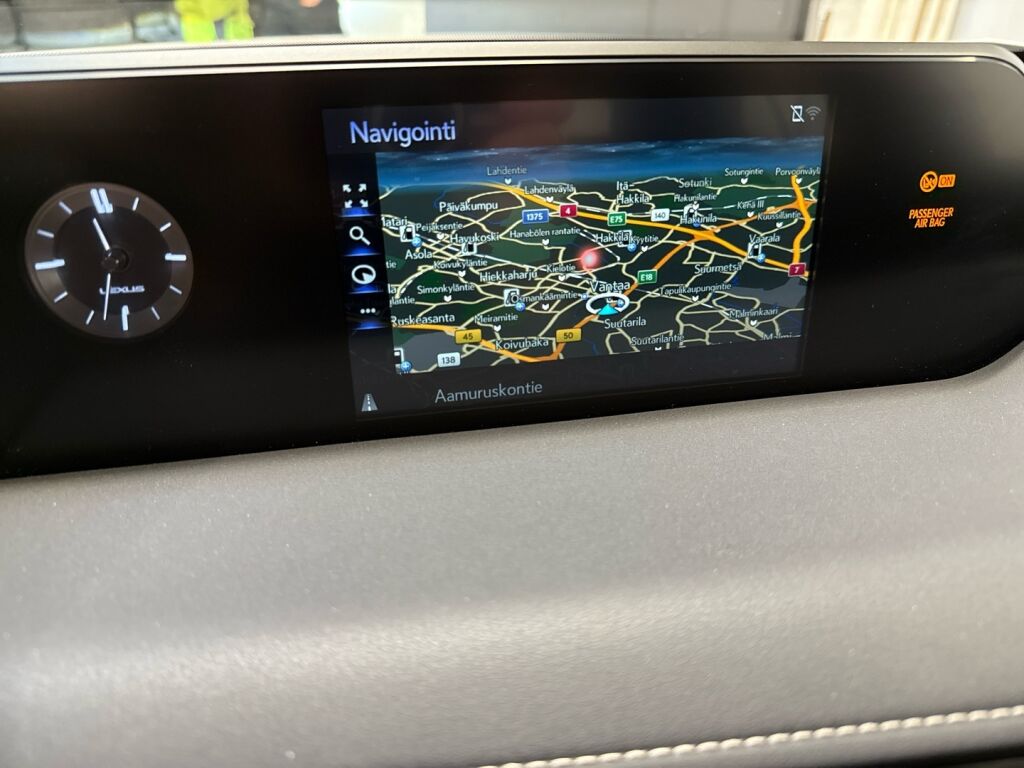 Lexus UX 2022 Valkoinen