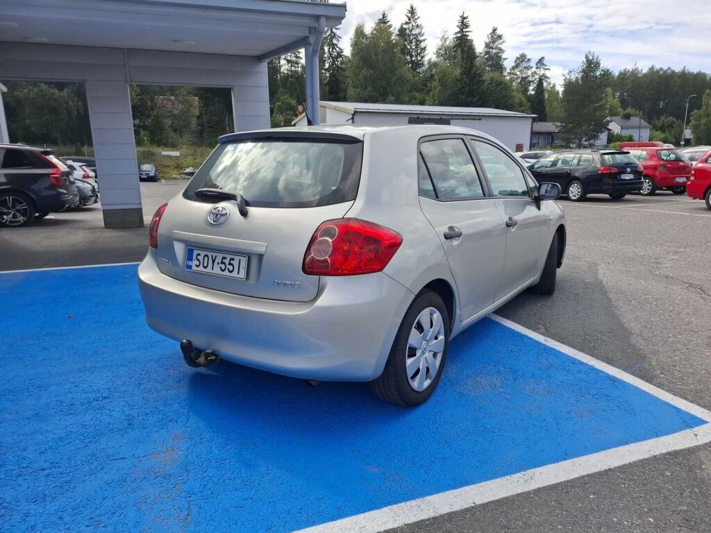 Toyota Auris 2007 Hopea