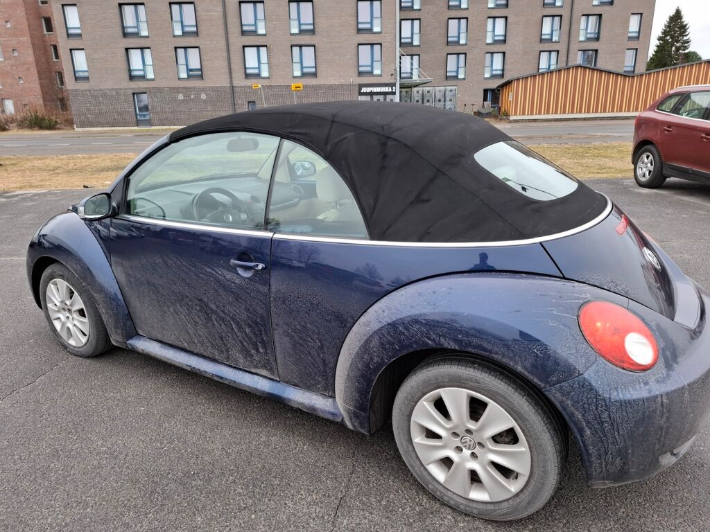 Volkswagen New Beetle 2007 Sininen