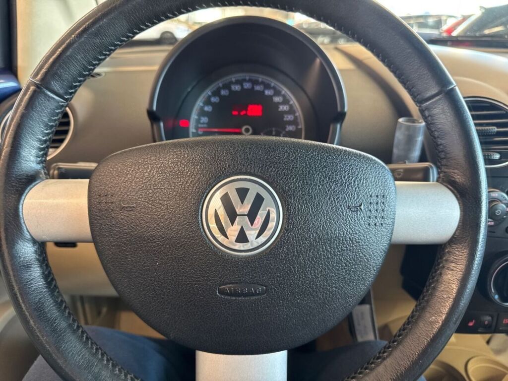 Volkswagen New Beetle 2007 Sininen