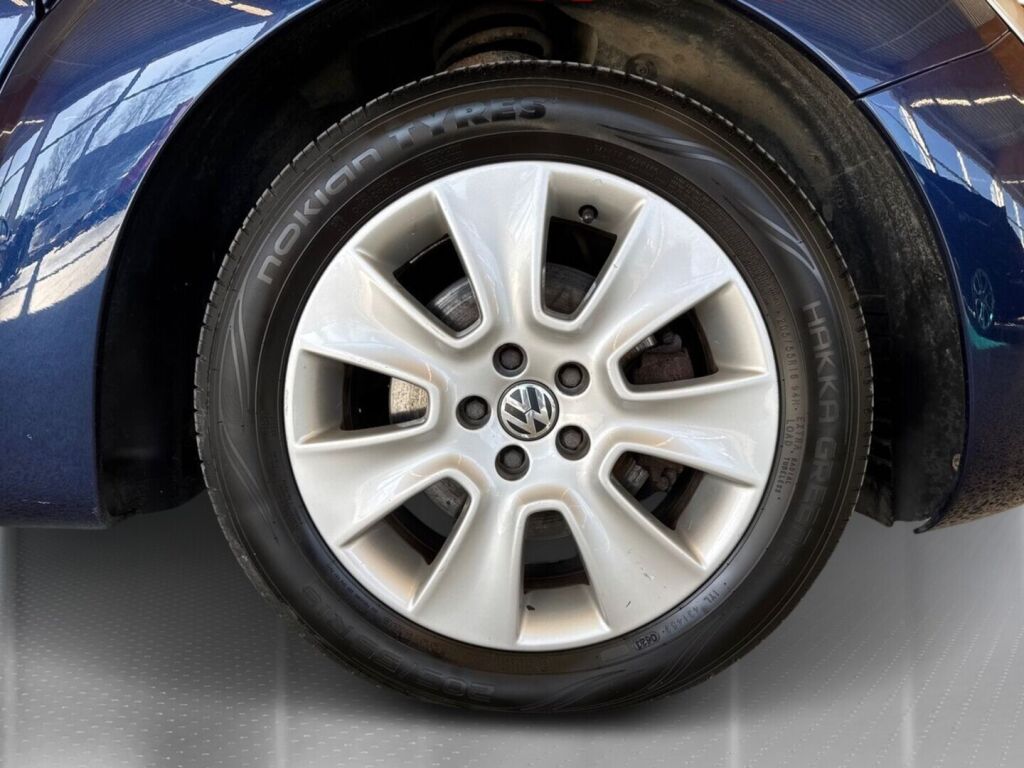 Volkswagen New Beetle 2007 Sininen