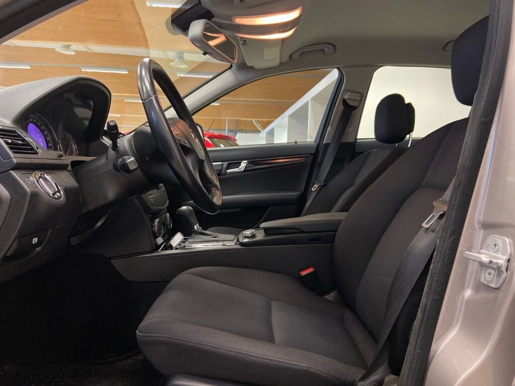 Mercedes-Benz C 2008 Harmaa