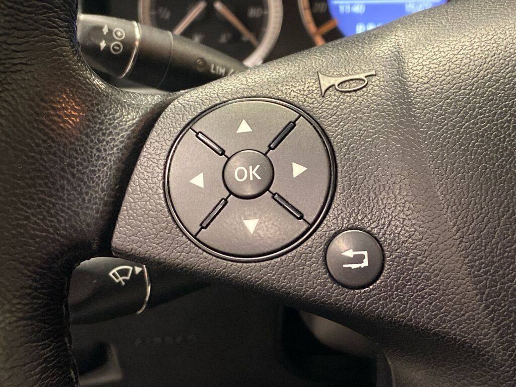 Mercedes-Benz C 2008 Harmaa