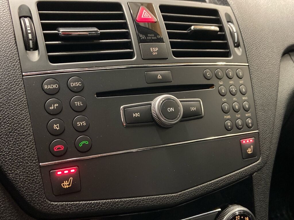 Mercedes-Benz C 2008 Harmaa