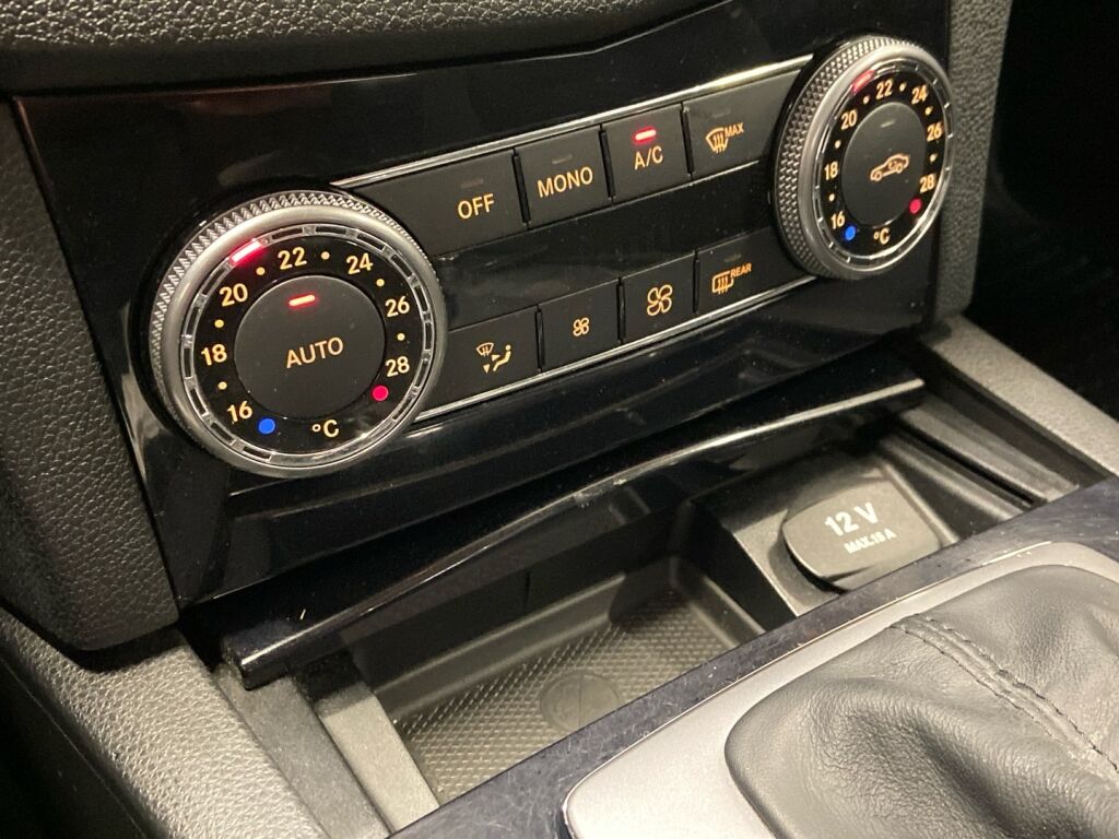 Mercedes-Benz C 2008 Harmaa