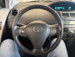 Toyota Yaris 2010 Harmaa
